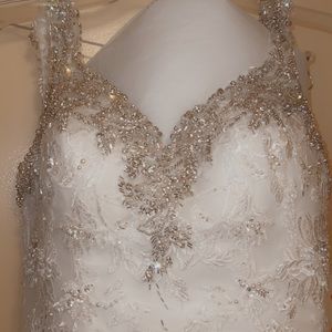 Wedding dress